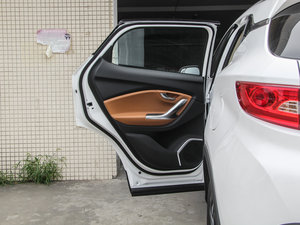 2015款1.5T 手动尊贵版 左后车门