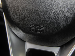 2015款1.5T 手动尊贵版 中控区