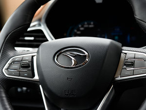 2015款1.5T 自动尊贵版 中控区