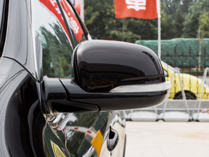 2015款1.5T 手动凯旋版 后视镜
