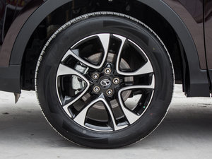 2015款1.5T 手动凯旋版 轮圈