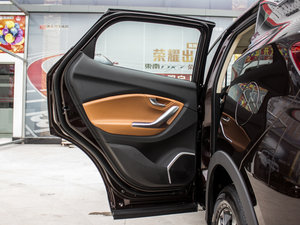 2015款1.5T 手动凯旋版 左后车门