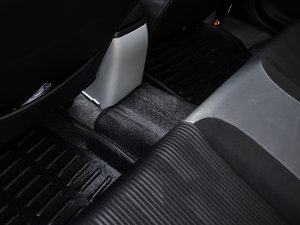 2015款1.5L 手动风采版 空间座椅