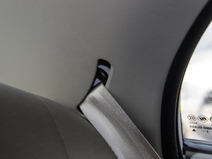 2015款1.5L 手动幸福版 空间座椅