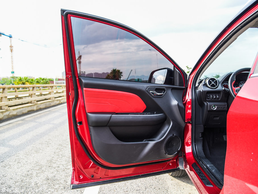 2017|DX3 1.5T CVT SRGŞ