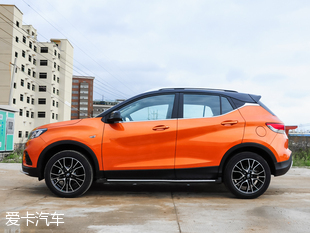 東南汽車2017款東南DX3