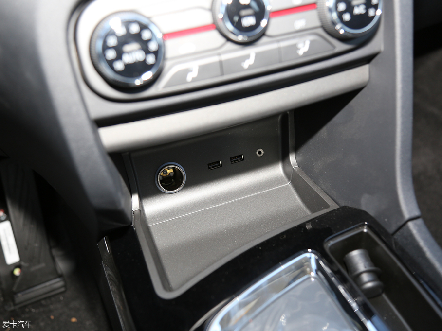 2018|DX7 1.5T Ԅ(dng)F