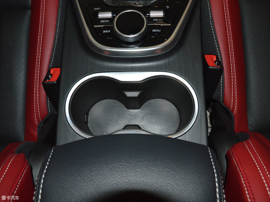 2018��|��DX7 Prime 1.8T DCT���F�� ��V