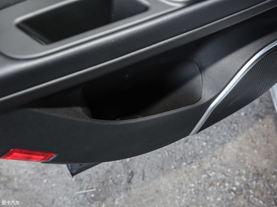 2018��|��DX7 Prime 1.8T DCT���F�� ��V