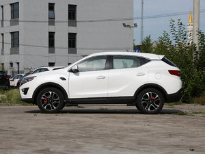 2018款1.5T 自动豪华版 正侧（左）