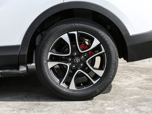 2018款1.5T 自动豪华版 轮圈