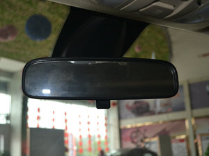 2018款1.5T 手动豪华版 车内后视镜