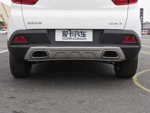 2018款1.5T 自动荣耀版 排气管
