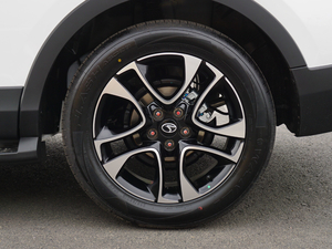 2018款1.5T 自动荣耀版 细节外观