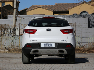 2018款1.5T 自动尊贵版 正后	