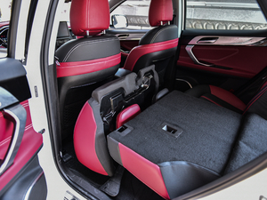 2018款Prime 1.8T DCT旗舰型 国V 空间座椅