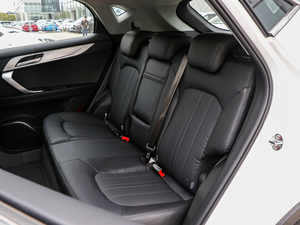 2018款Prime 1.5T 手动尊贵型 国V 后排座椅