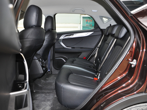 2018款Prime 1.8T DCT豪华型 国V 后排空间