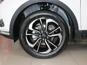 2018款Prime 1.5T 手动豪华型 国V 轮圈