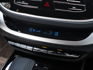 2018款Prime 1.5T 自动智联星空版 中控区