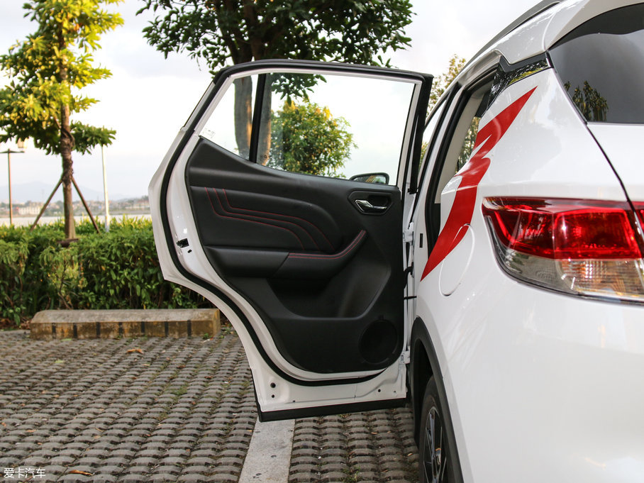 2018��|��DX3 1.5T CVT��Ş��