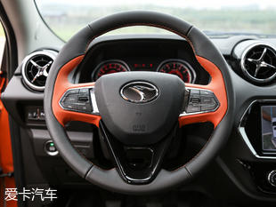 東南汽車2018款東南DX3