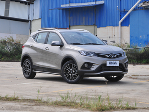 2018款1.5T CVT尊贵型 整体外观