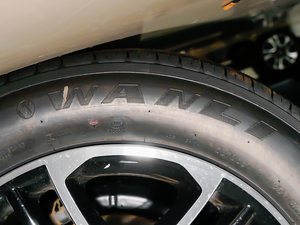 20181.5L ք(dng)A ݆̥Ʒ