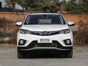 2018款1.5L 手动旗舰型 正前