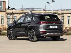 2019款270T 自动尊贵版 左后45度