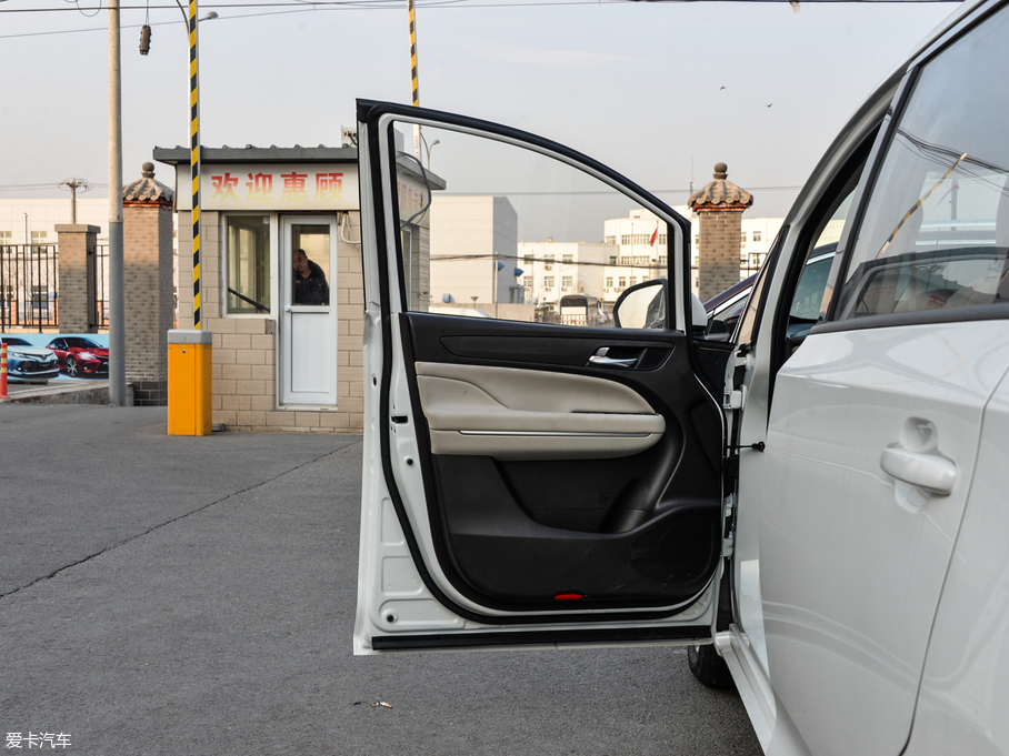 2019M6 270T ԄӾӢ 7 V