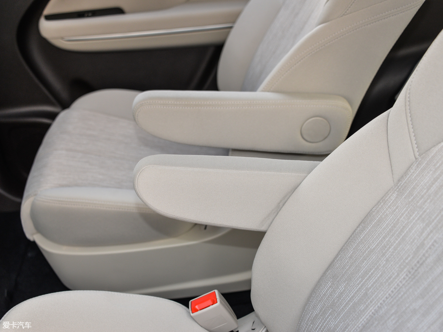 2019M6 270T ԄӾӢ 7 V