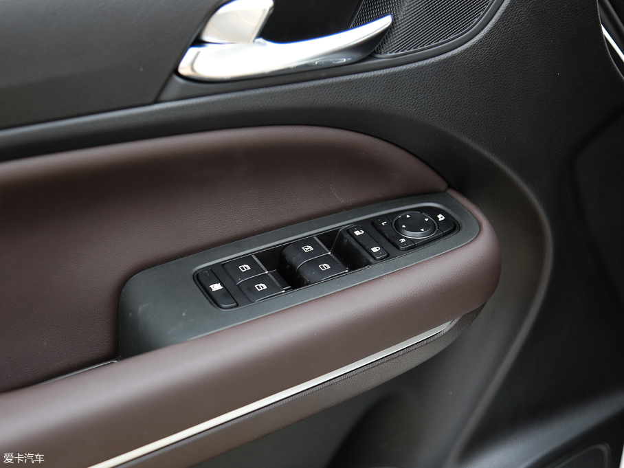 2019M6 270T Ԅ(dng) 7 V