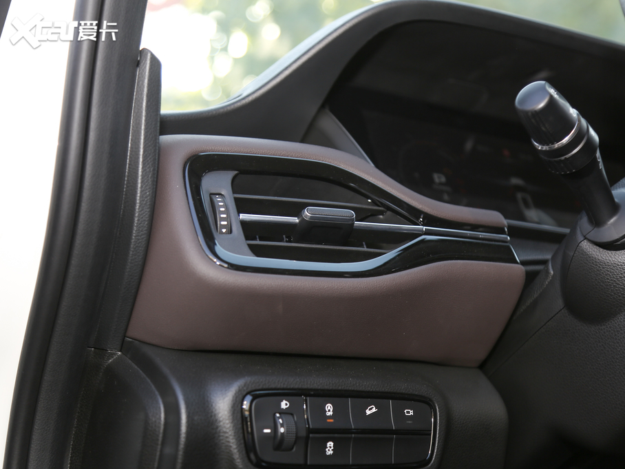 2019M6 270T Ԅ(dng)s 6 V