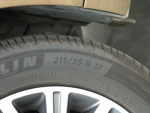 2019270T ԄF 7 V ݆̥ߴ