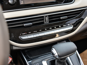 2019270T ԄӾӢ 7 V п؅^