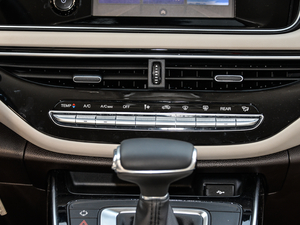 2019270T ԄӾӢ 7 V п؅^