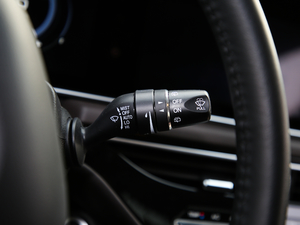 2019270T ԄF 7 V п؅^