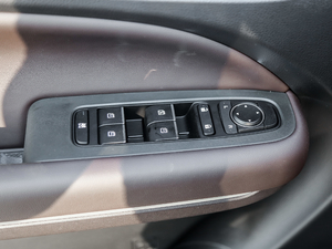 2019270T ԄӺA 6 VI {܇ƅ^	