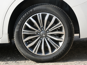 2019270T Ԅs 6 V ݆Ȧ