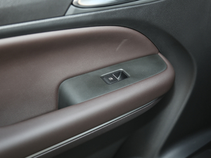 2019270T Ԅs 6 V п؅^