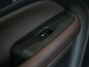 2019270T ԄӺA 7 VI g