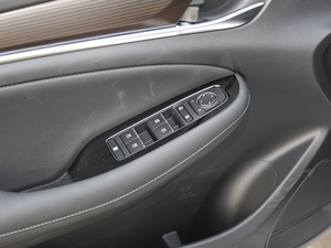 2019270T ԄӺA {܇ƅ^(q)	