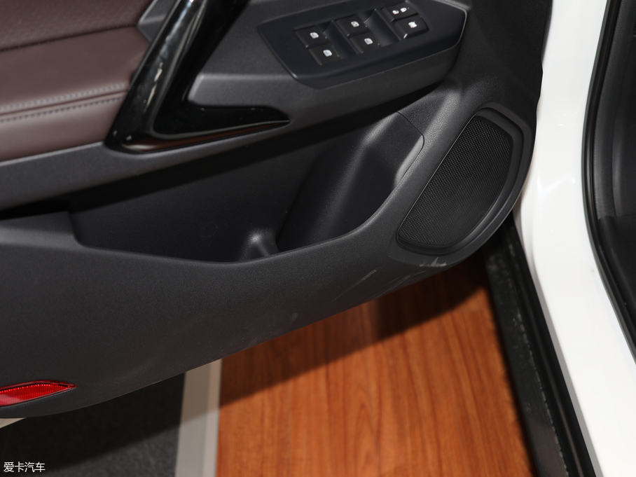 2019GS4 270T ԄӃA VI