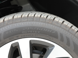 2019270T ԄӃ򌾫Ӣ VI ݆̥ߴ