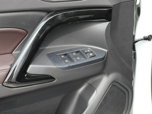 2019270T ԄӃ򌾫Ӣ VI {܇ƅ^	