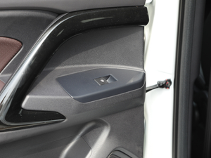 2019270T ԄӃ򌾫Ӣ VI п؅^