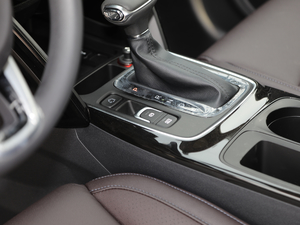 2019270T ԄӃ򌾫Ӣ VI v܇Ƅ