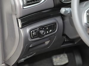 2019270T ԄӃ򌾫Ӣ VI п؅^