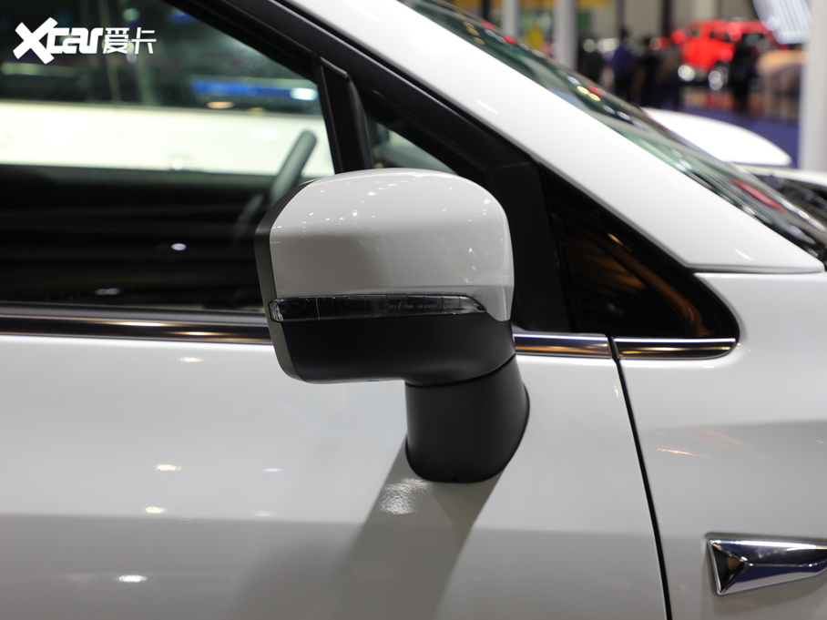 2020GS3 235T  Ԅ(dng)Ӣ